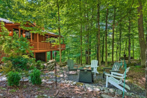 Cozy Lake Ariel Retreat with Resort Amenities!